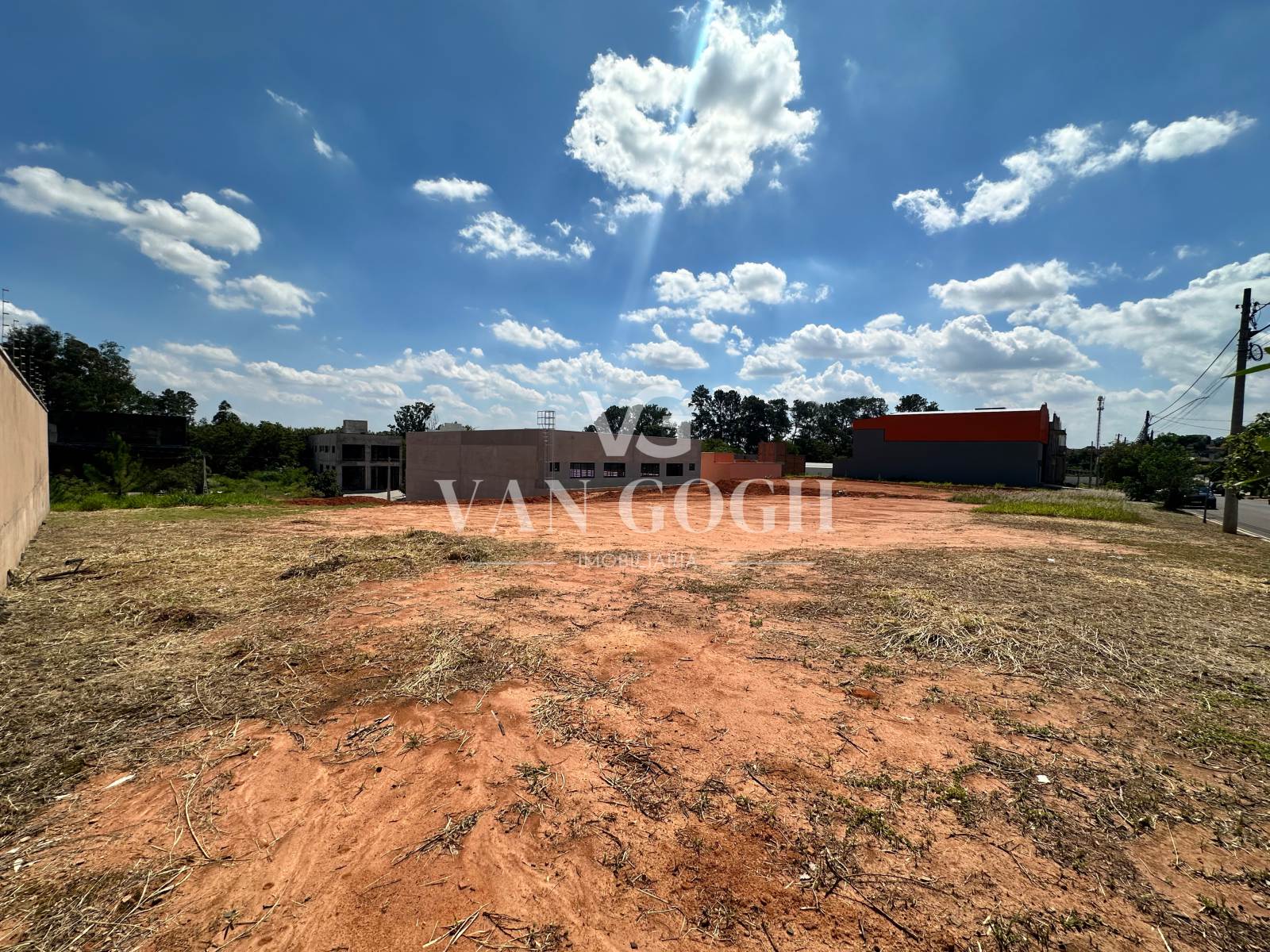 Terreno Centro Empresarial Van Gogh Holambra 