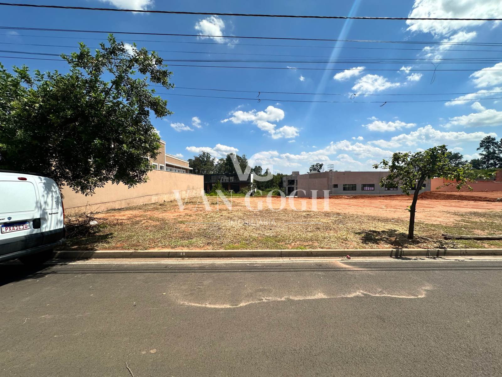 Terreno Centro Empresarial Van Gogh Holambra 