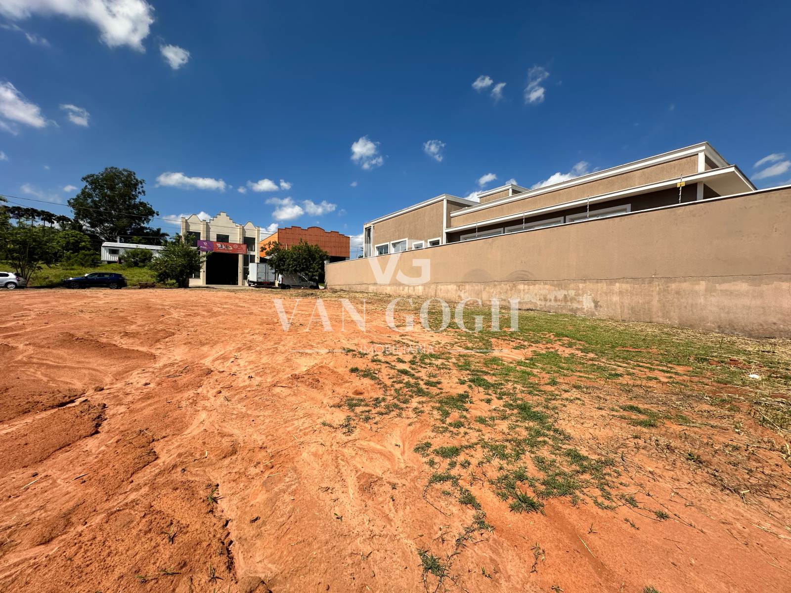 Terreno Centro Empresarial Van Gogh Holambra 