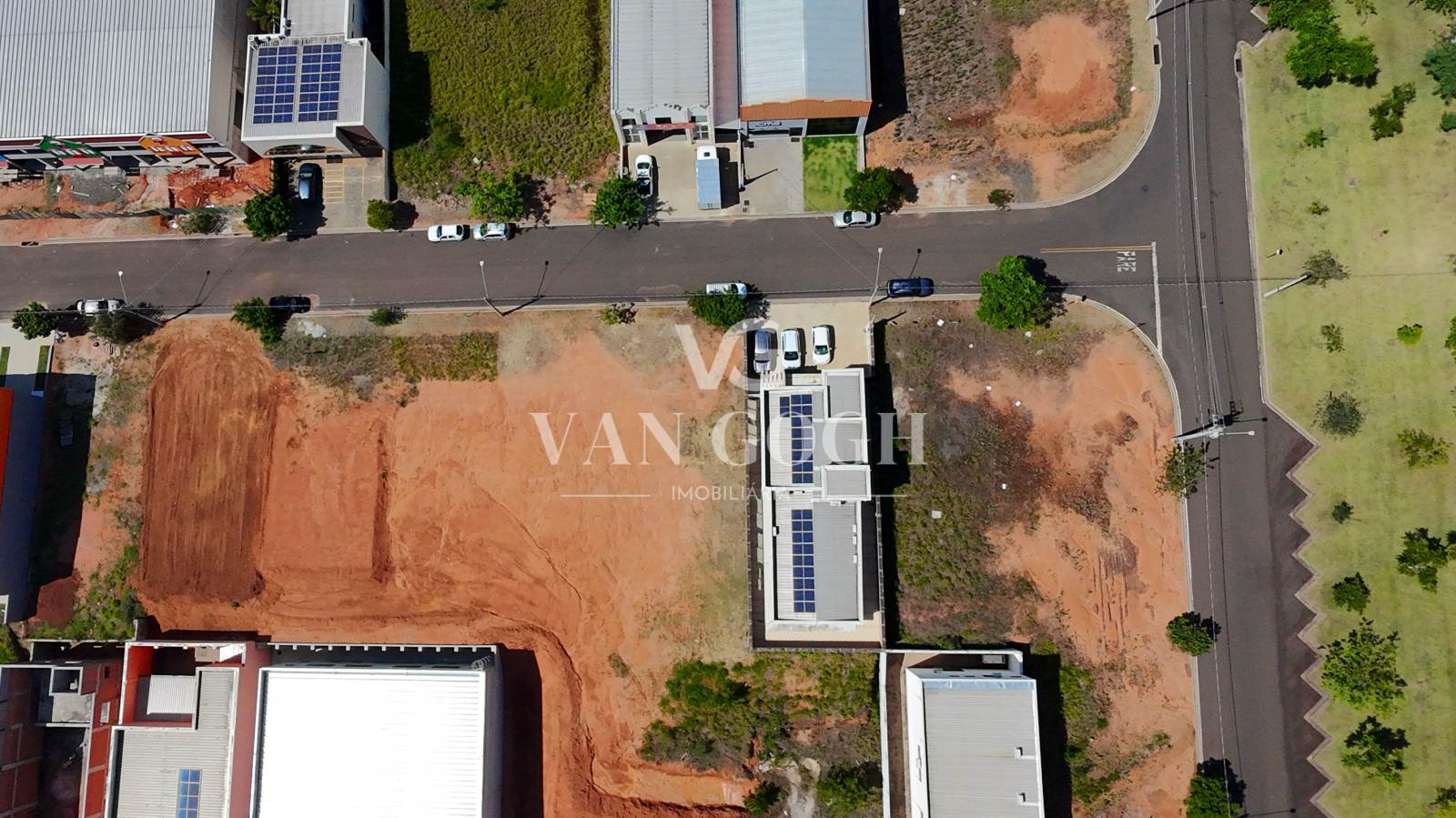 Terreno Centro Empresarial Van Gogh Holambra 