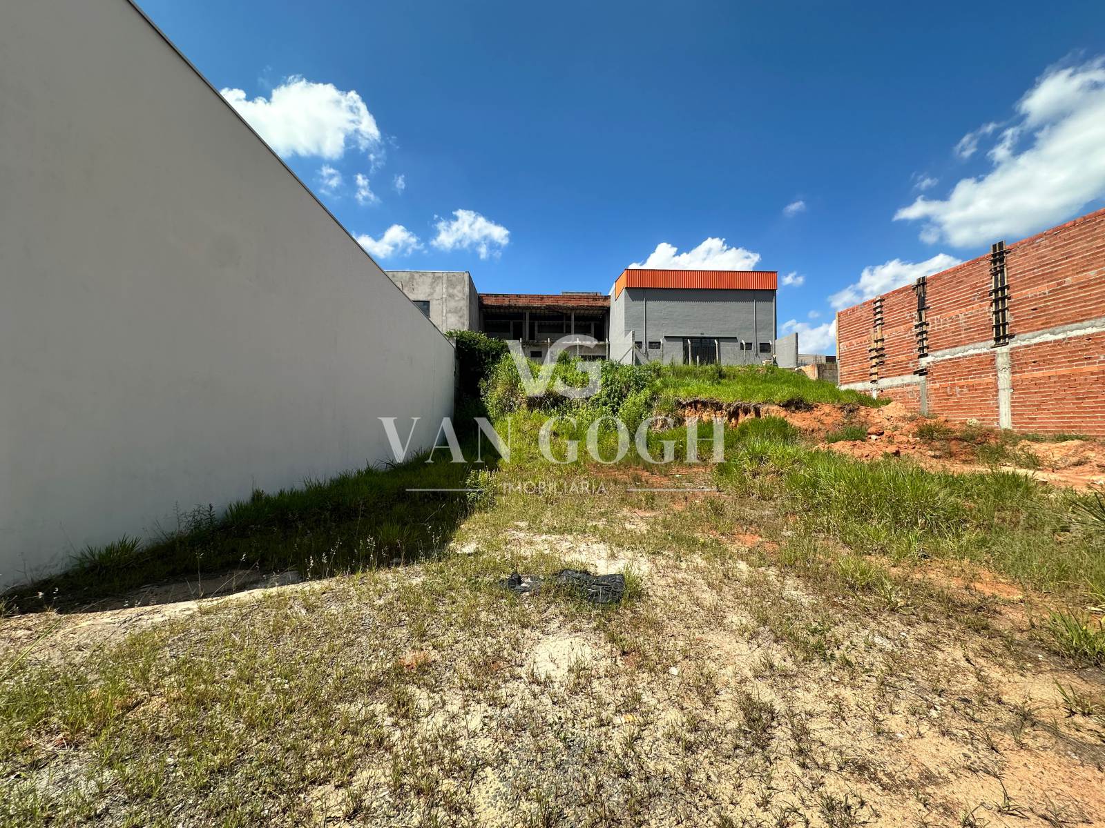 Terreno Centro Empresarial Van Gogh Holambra 